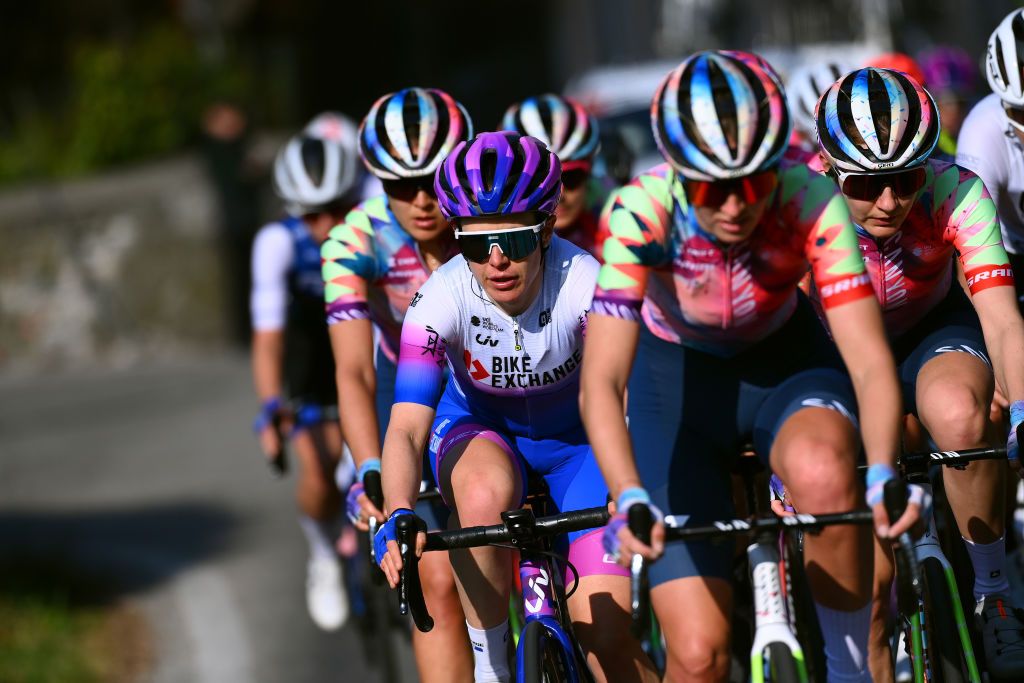 CITTIGLIO ITALY MARCH 20 Amanda Spratt of Australia and Team BikeExchange Jayco competes during the 46th Trofeo Alfredo BindaComune di Cittiglio 2021 Womens Elite a 1418km one day race from Cocquio Trevisago to Cittiglio TrBinda UCIWWT on March 20 2022 in Cittiglio Italy Photo by Tim de WaeleGetty Images