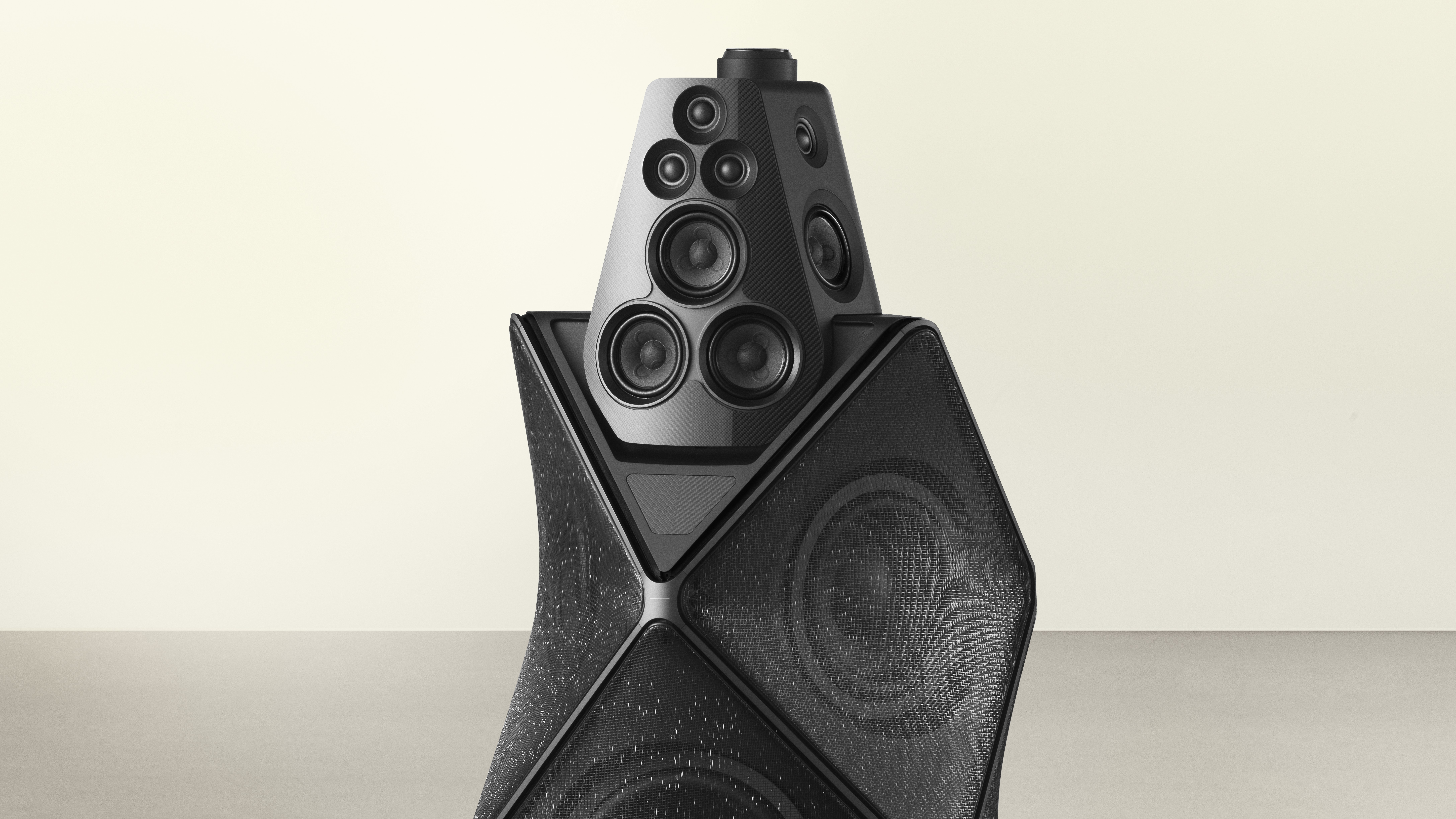 Bang &amp;amp; Olufsen Beolab 90 Phantom and Mirage Editions