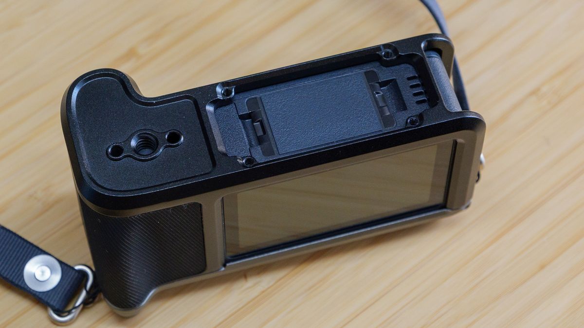 SmallRig DJI Osmo Action 6 photography cage