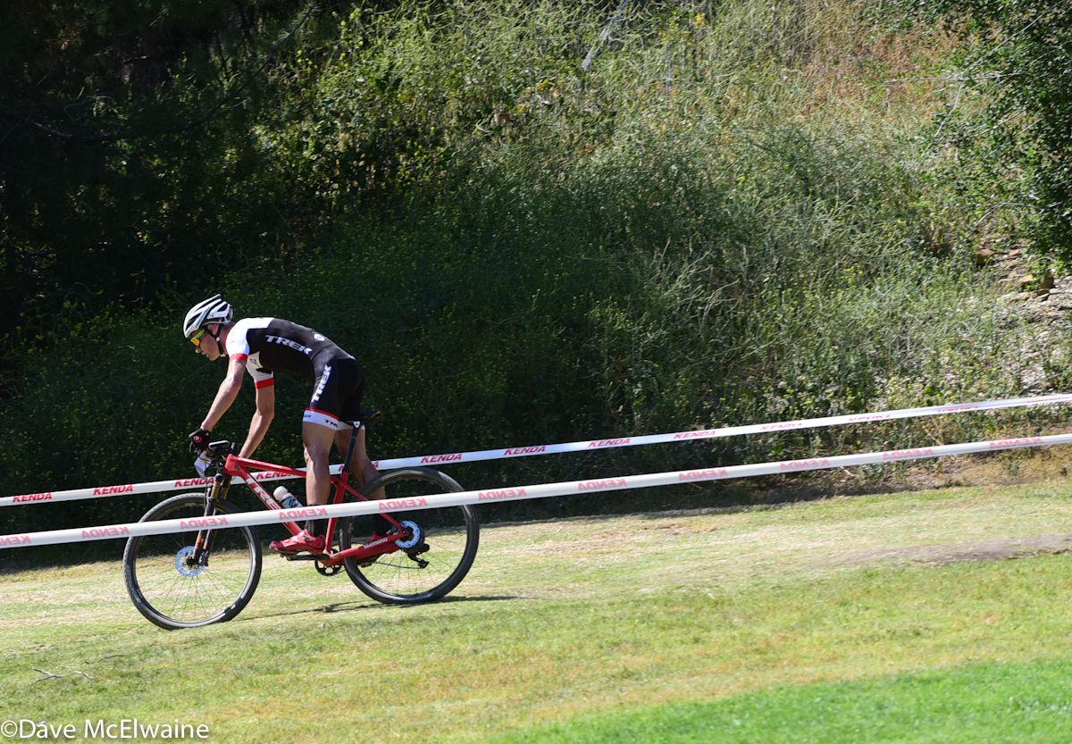 Dan McConnell (Trek Factory Racing) with a large lead with 1 &frac12; laps remaining in the race.