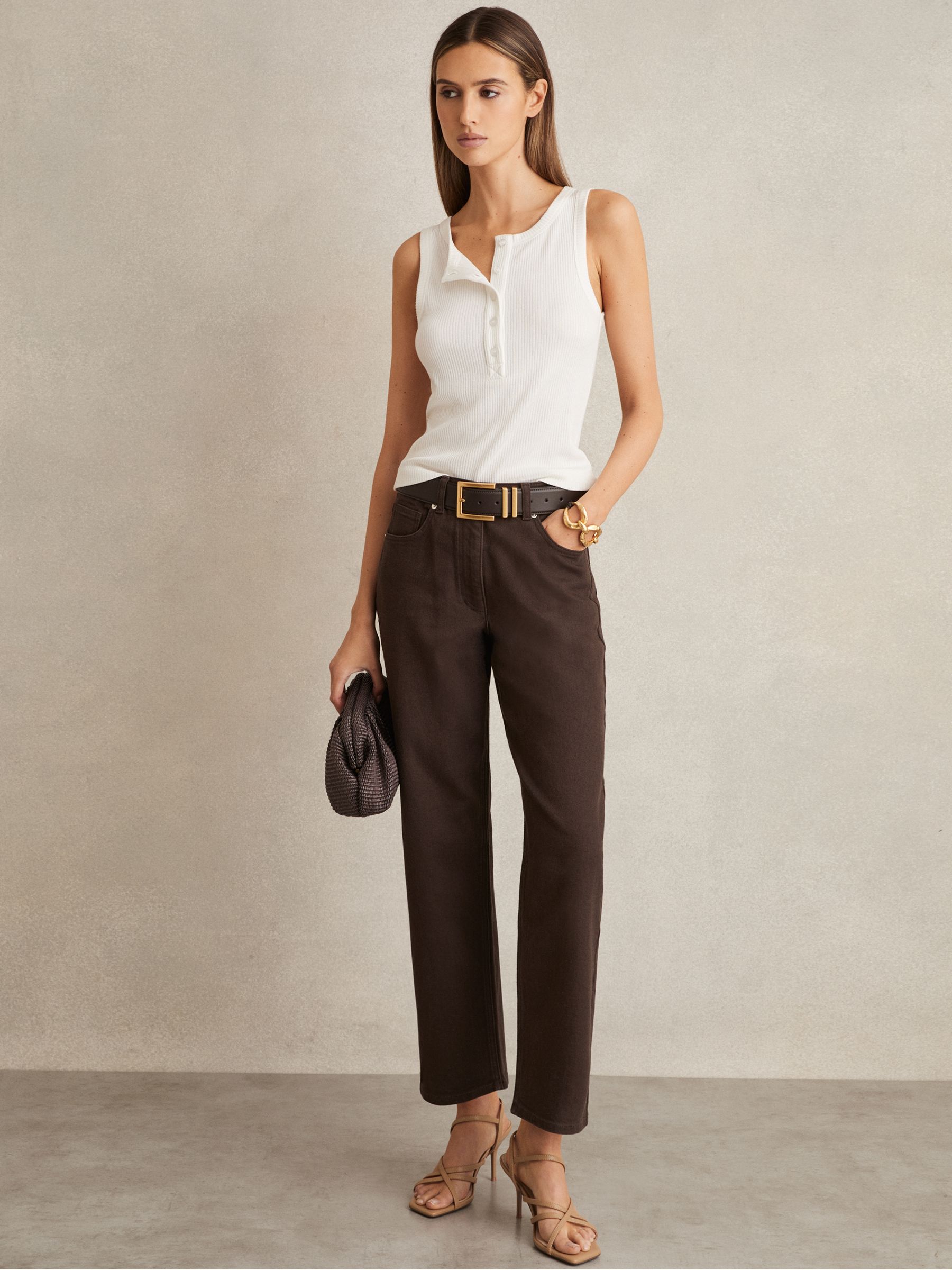 Mid Rise Straight Leg Jeans in Chocolate