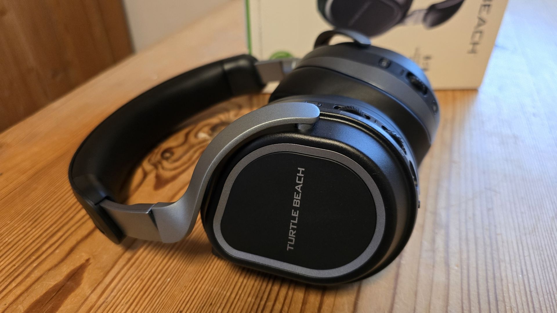 Turtle Beach Stealth 700 (Gen 3, 2024) review — This might be the best $ for $ wireless Xbox headset money can buy right now. Superb sound, premium quality, and great features at an affordable price.