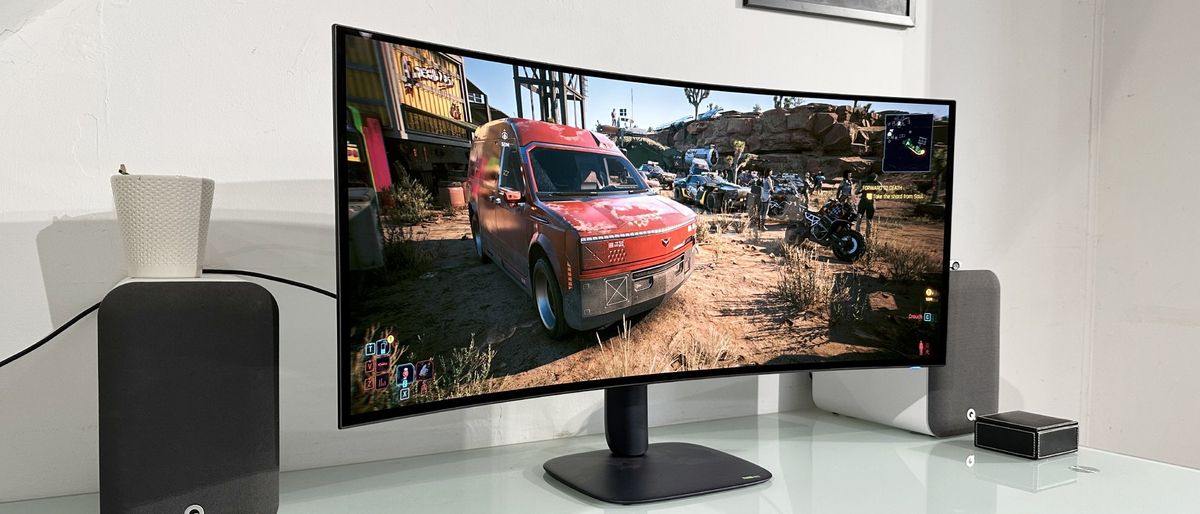 The Alienware AW3926QW is a 5K2K 39-inch OLED beast... and probably the best gaming monitor I've ever experienced
