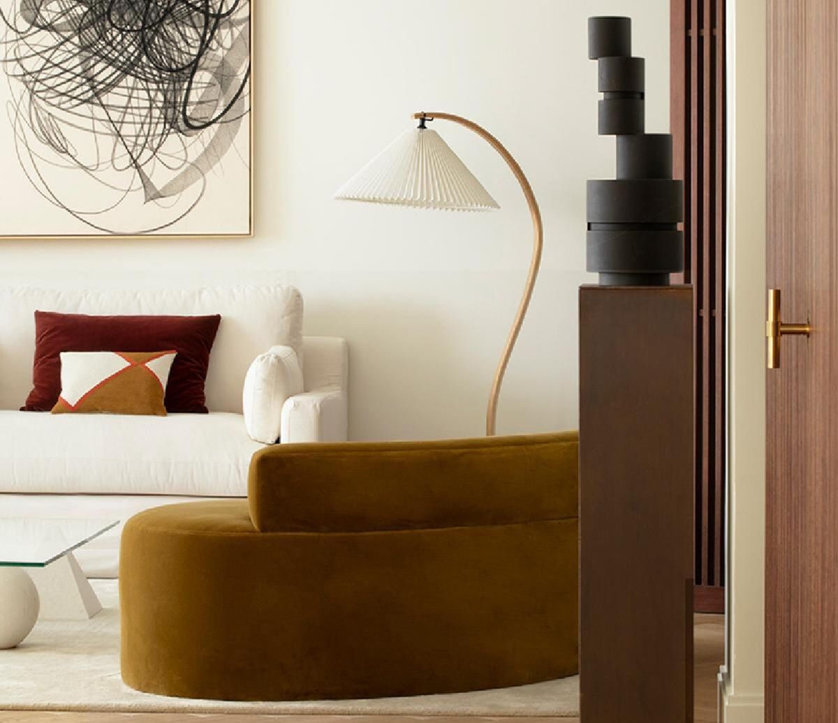How Can I Make my Living Room Feel Like a Retreat? 8 Steps to a Serene Space