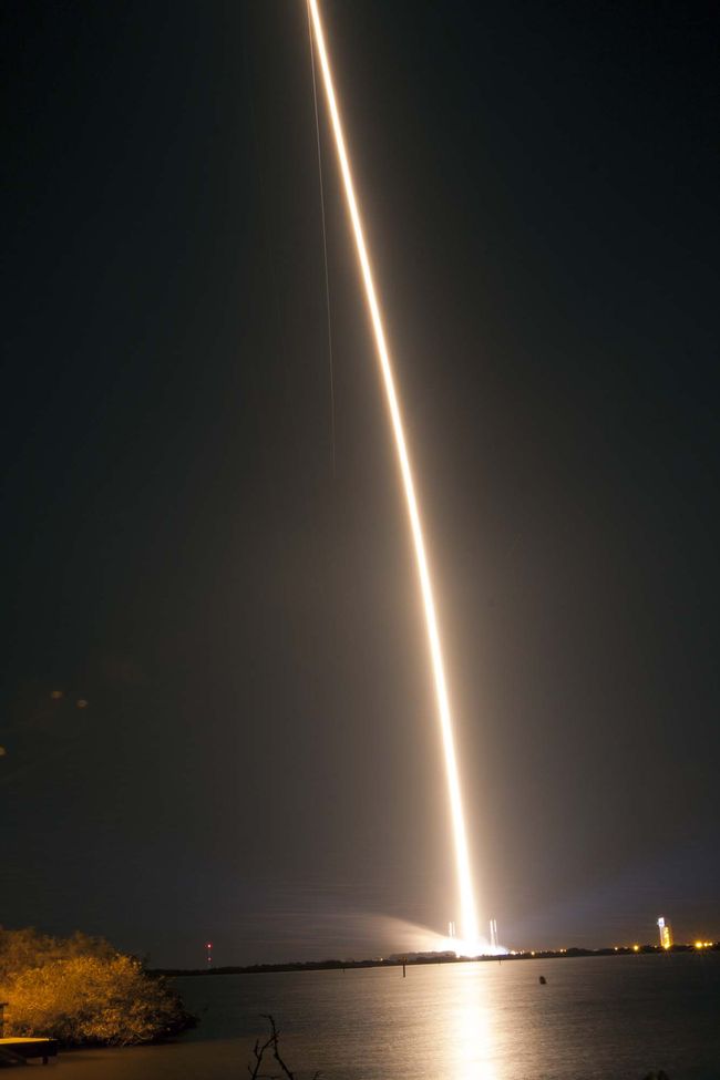 NASA Photos Capture Dazzling Nighttime Rocket Launch | Space