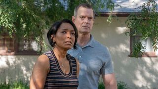 Angela Bassett as Athena and Peter Krause as Bobby in Fox's 9-1-1