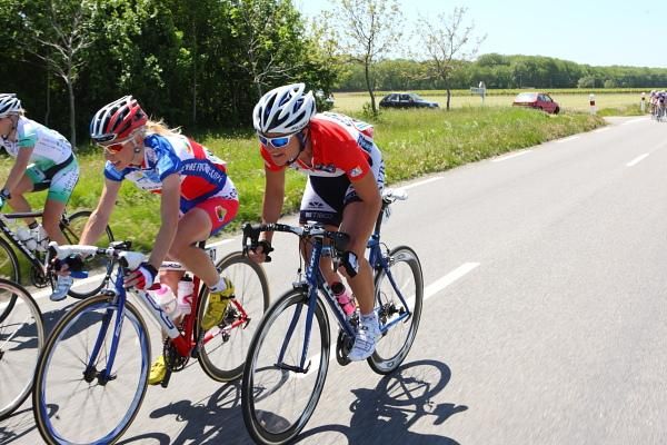 Brooke Miller (Tibco) accelerates in her group.