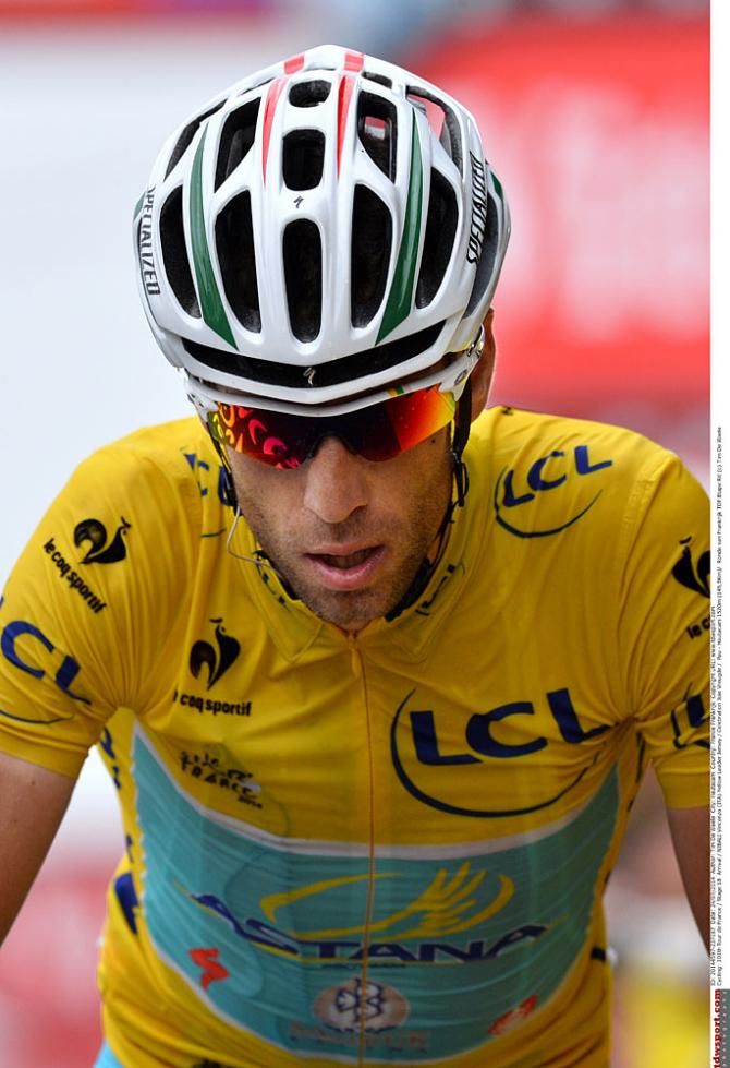 Vincenzo Nibali (Astana) on his way to winning stage 18 atop Hautacam