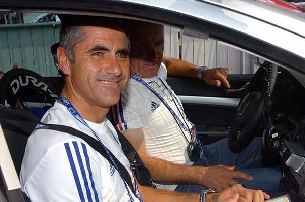 Laurent Jalabert in the car.