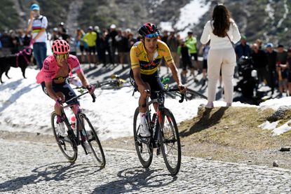 Richard Carapaz leads Rigoberto Uran at the 2021 Tour de Suisse