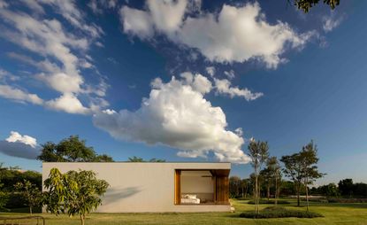 FBV WP House in Porto Feliz, São Paulo by Gabriel Garbin. Photography: Fernando Guerra