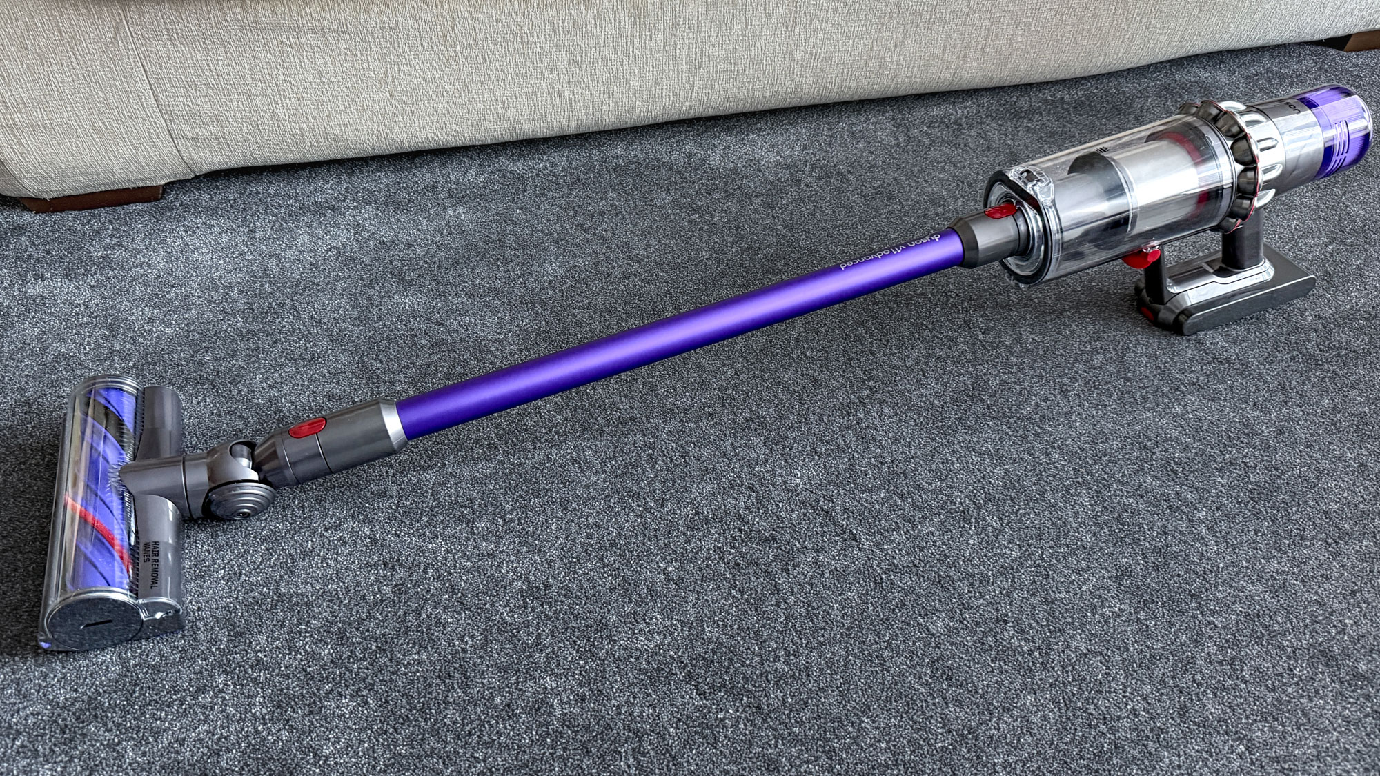 Dyson V11 Advanced review