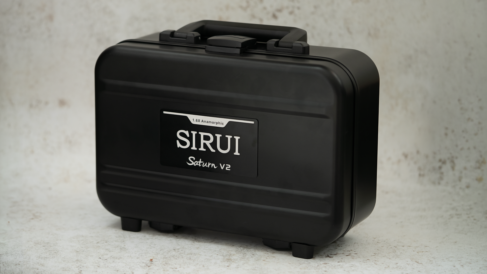 Sirui Saturn V2 lens case