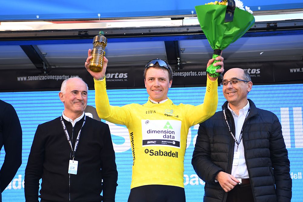 Edvald Boasson Hagen (Dimension Data) wearing the overall leader's jersey in Valencia