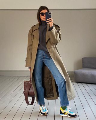 Marianne in Loewe trainers