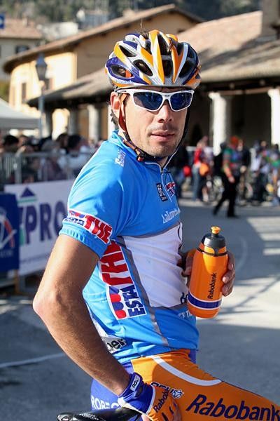 Oscar Freire (Rabobank) at the start.
