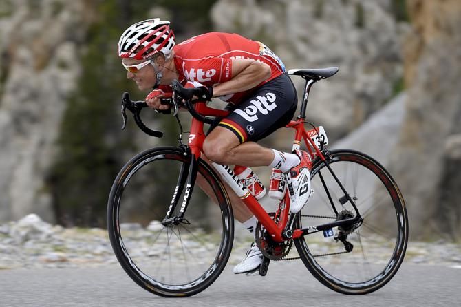 Lars Bak (Lotto Belisol) demonstrates his descending style