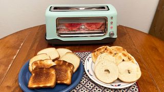 DASH toaster review