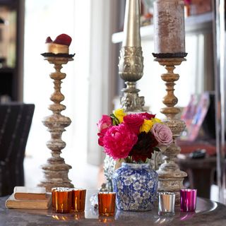 table top candle stand with flower vase