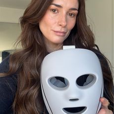 Eleanor testing the Shark CryoGlow LED mask