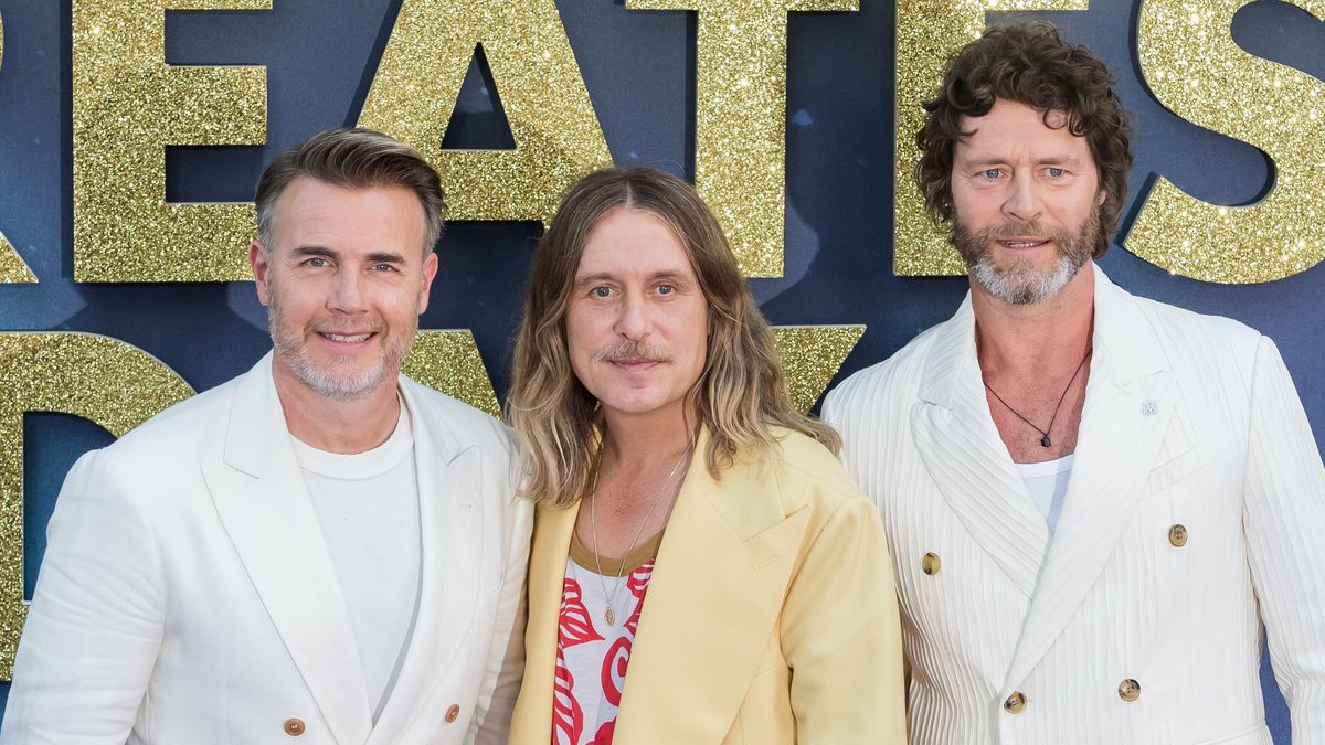 Howard Donald (R), Gary Barlow (L) and Mark Owen (C) from Take That attend the world premiere of &#039;Greatest Days&#039;,