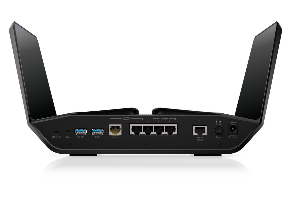 NETGEAR RAXE500 router back