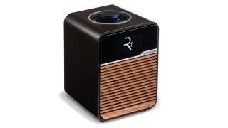 the ruark r1 mk4 DAB radio in black
