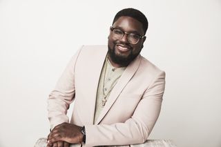 Lil Rel Howery hosts Small Fortune