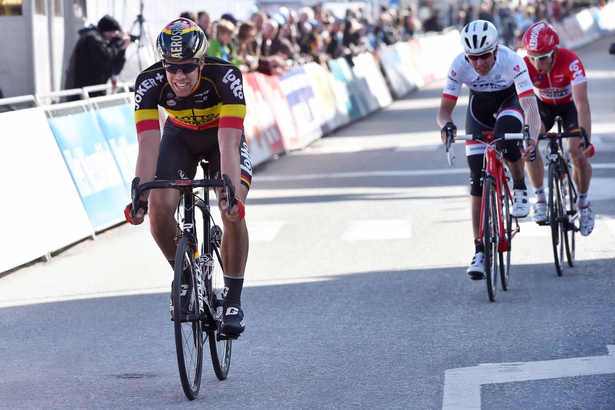 Jens Debusschere (Lotto Soudal) gets second