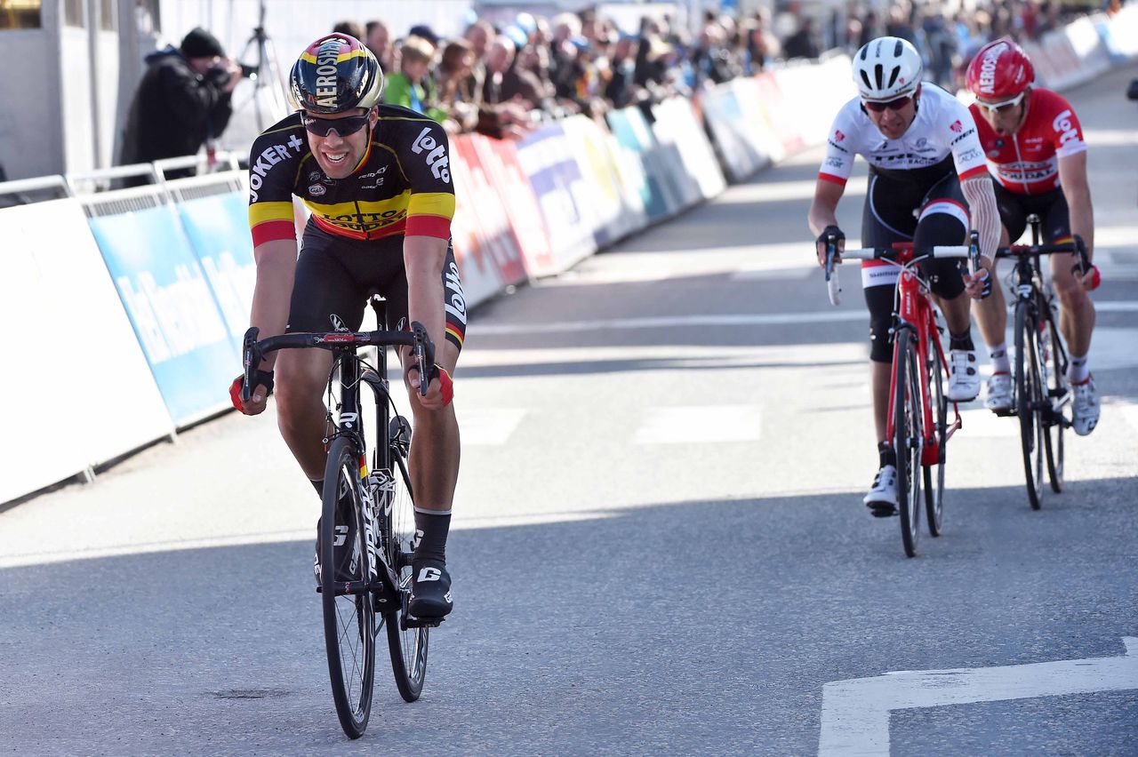 Jens Debusschere (Lotto Soudal) gets second