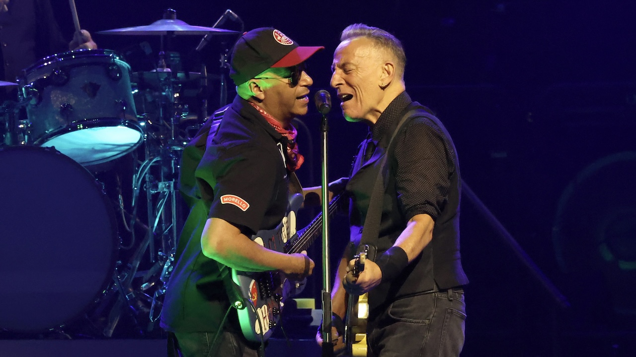 Tom Morello, Bruce Springsteen onstage in Minneapolis
