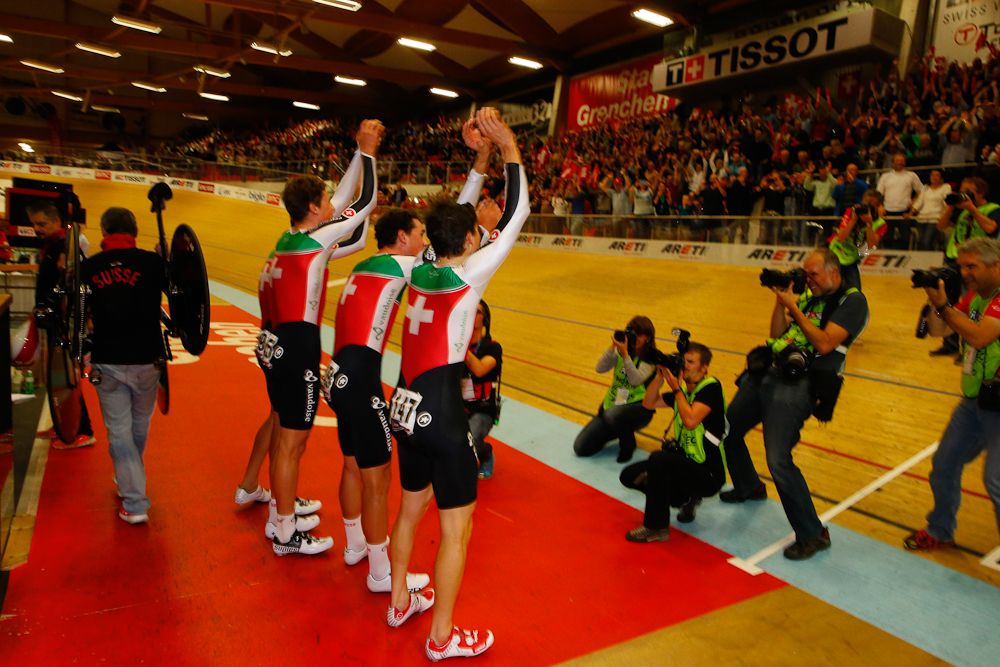 The Swiss pursuit team on the podium.
