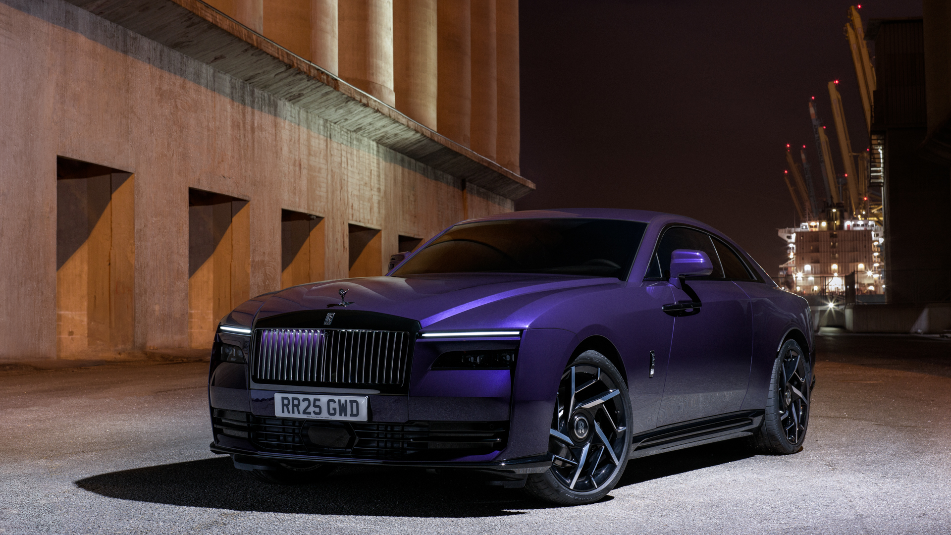 Rolls-Royce Black Badge Spectre