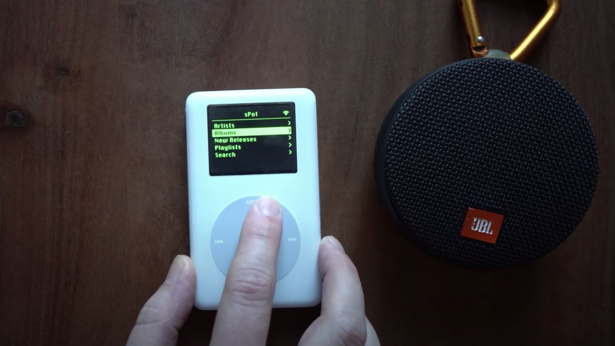 This modified iPod Classic now has Wi-Fi, Bluetooth and Spotify streaming