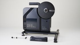 D900 turbo trainer