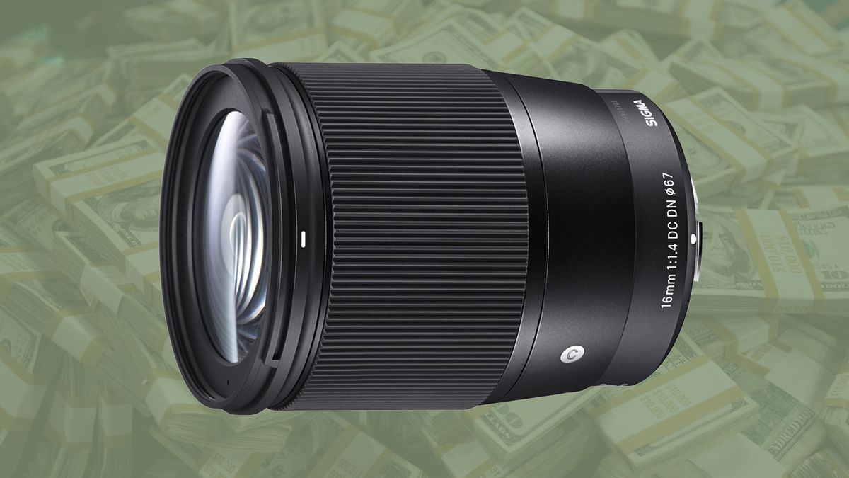 Save £100 on Sigma 16mm f/1.4 for Sony E-mount – just £349! (UK deal) 