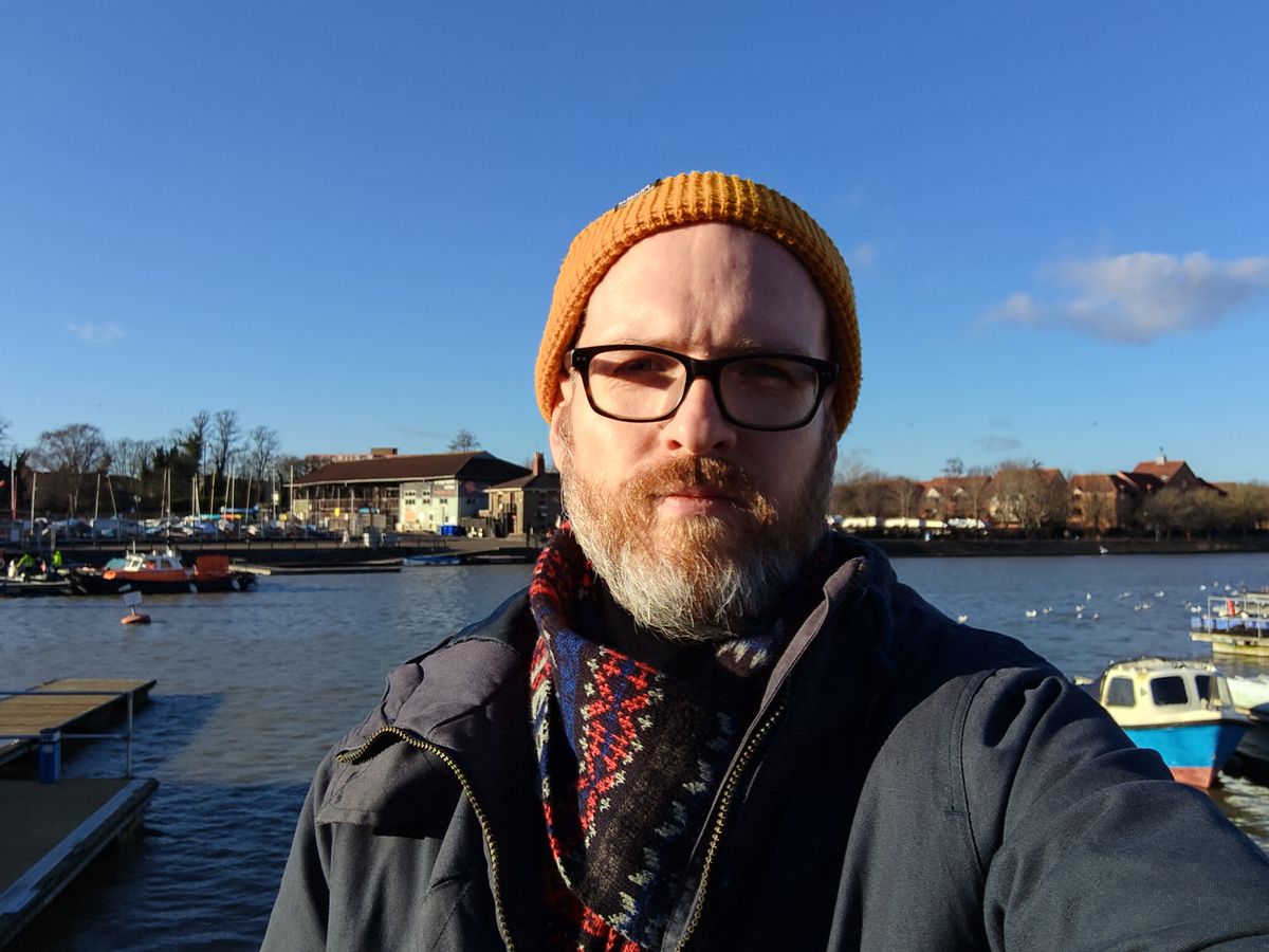 An Asus ROG Phone 8 camera sample