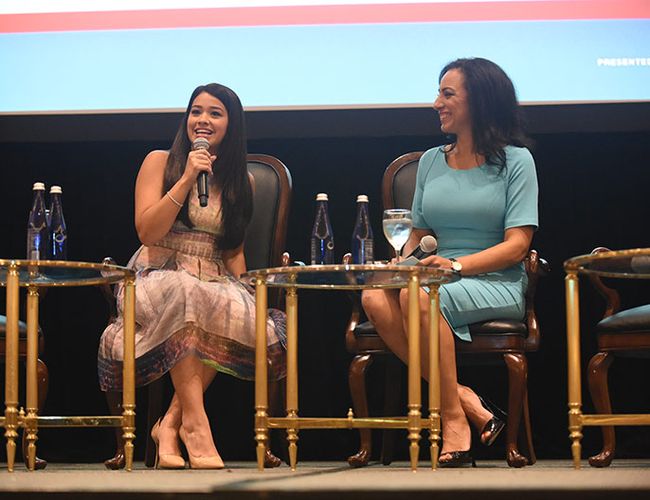 Slideshow-Gina-Rodriguez-Michelle-Miller.jpg