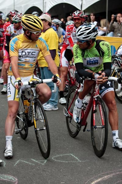 Race leader Mark Cavendish (HTC-Columbia) talks to his fellow jersey wearers on the start line.