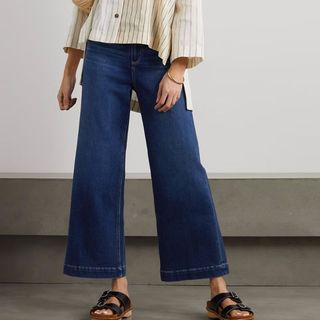 Paige cropped jeans illustrating the best jeans for body type