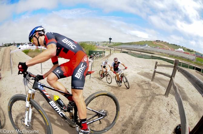 Stephen Ettinger (BMC Mountain Bike) chasing Russell Finsterwald on lap four