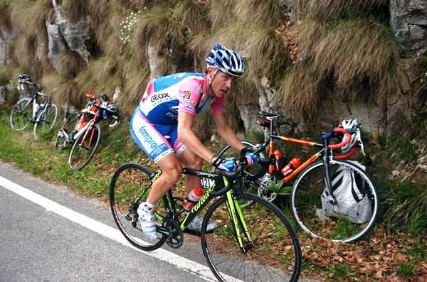 Damiano Cunego (Lampre - Farnese Vini) en route to an 8th place in stage 14.