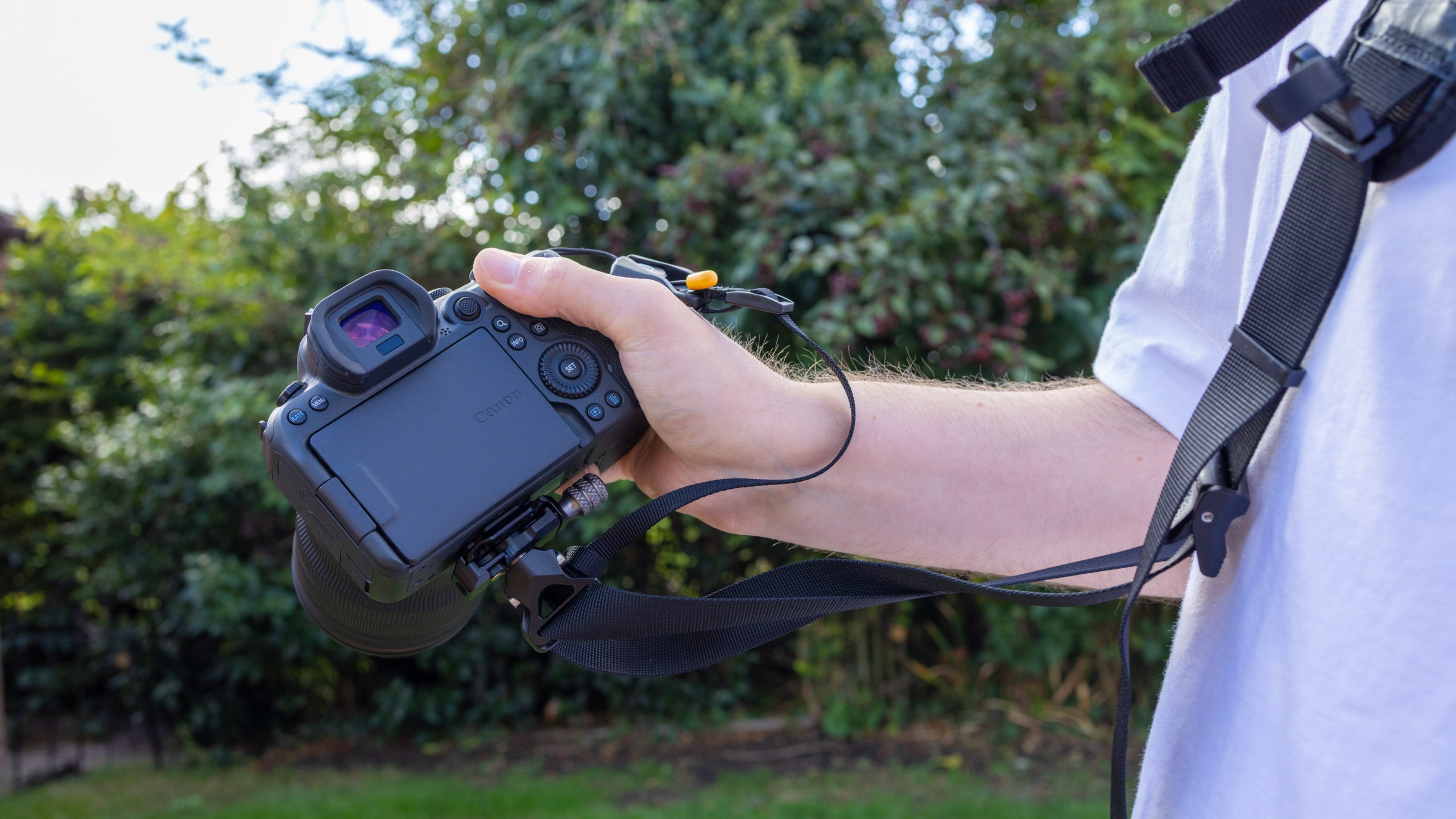 Vanguard Pro 2N1 Dual Camera Harness with Arca Swiss