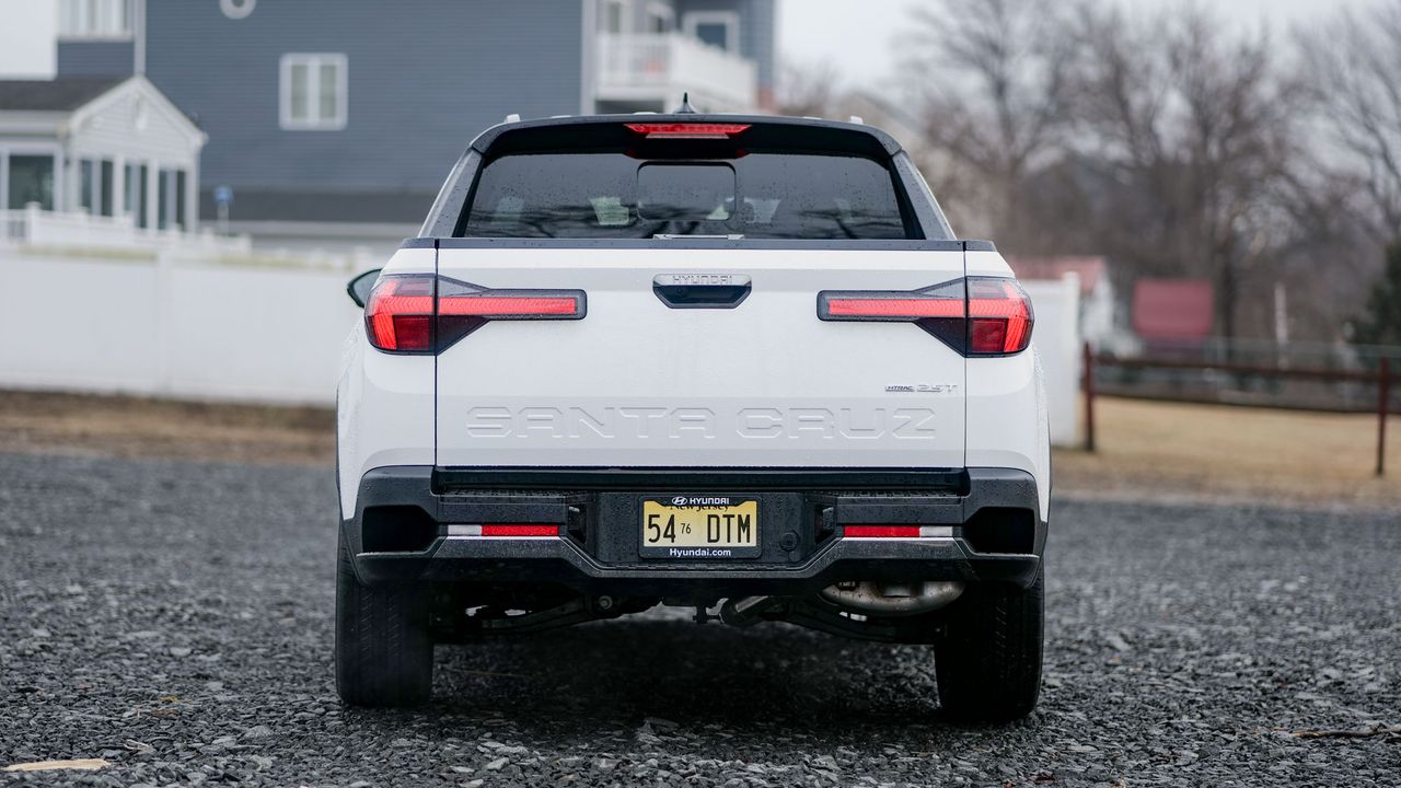 2025 Hyundai Santa Cruz Limited review.