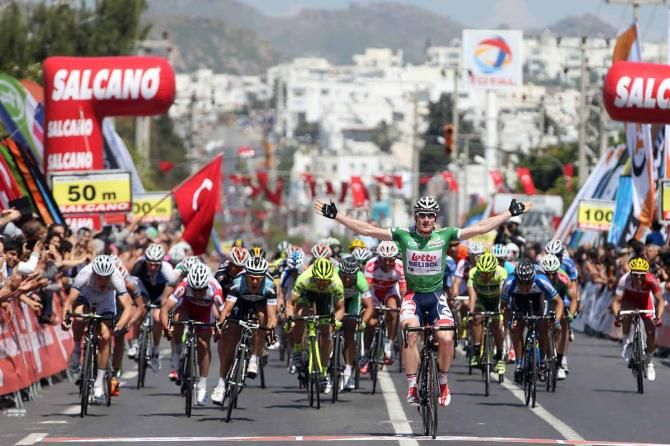 Andre Greipel (Lotto Belisol) opened a signficant gap in the sprint