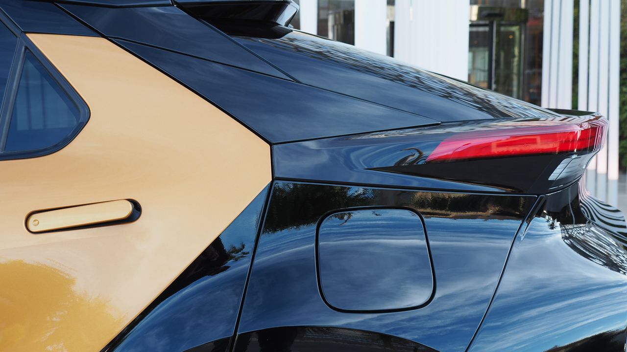 Toyota C-HR 2023