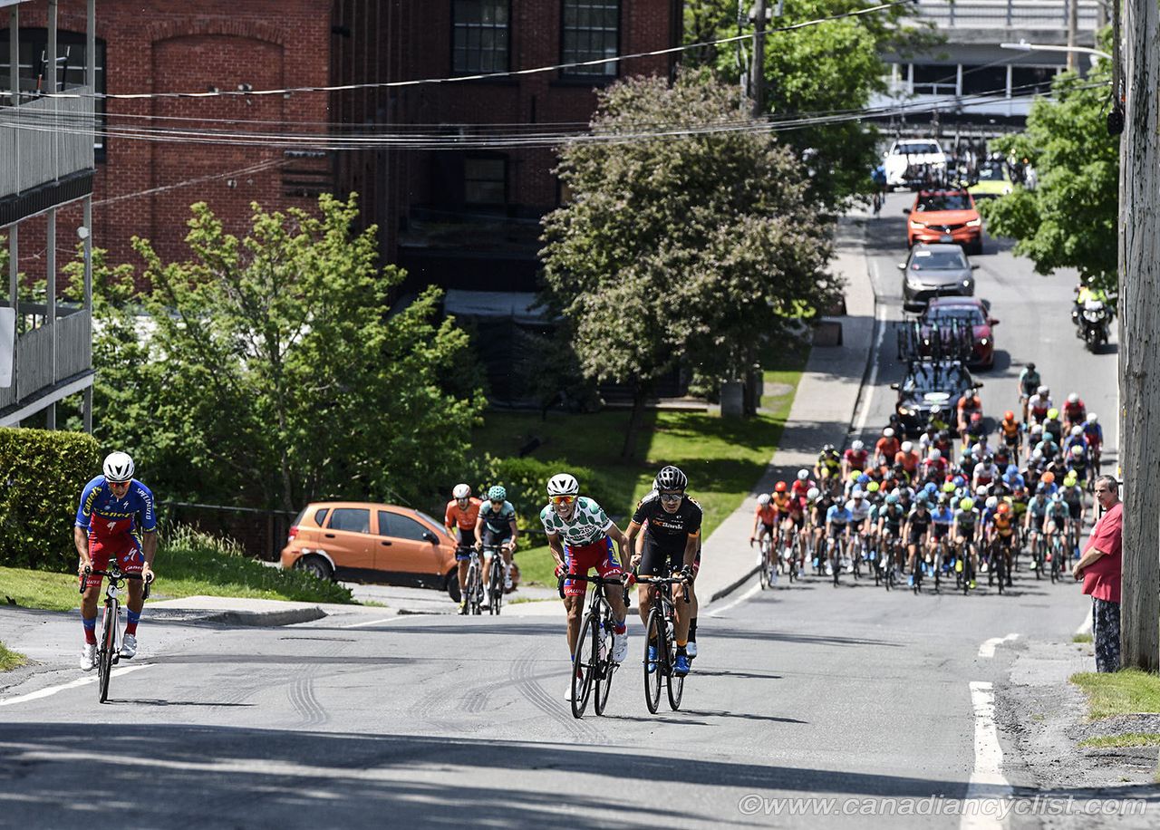 The climbers attack, going for KoM points