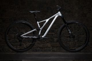 In 2018 Stumpjumper Evo debuted with a 63.5° head angle, way ahead of its rivals