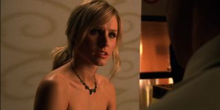 Kristen Bell and Jason Dohring in Veronica Mars Episode Look Who's Stalking