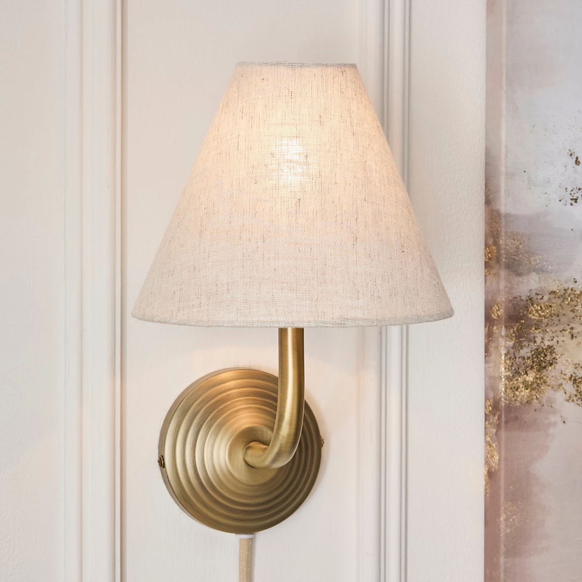 Heritage Wall Light
